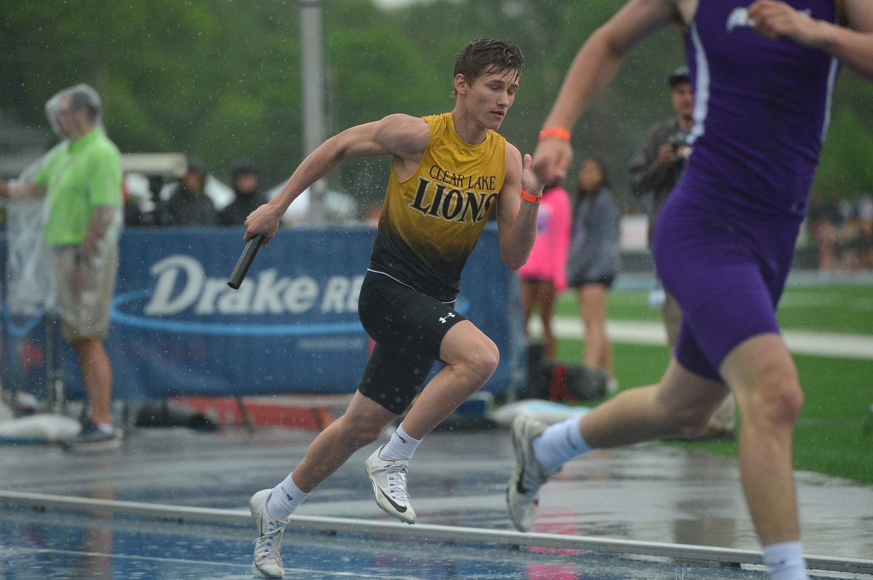State Track Fri 9